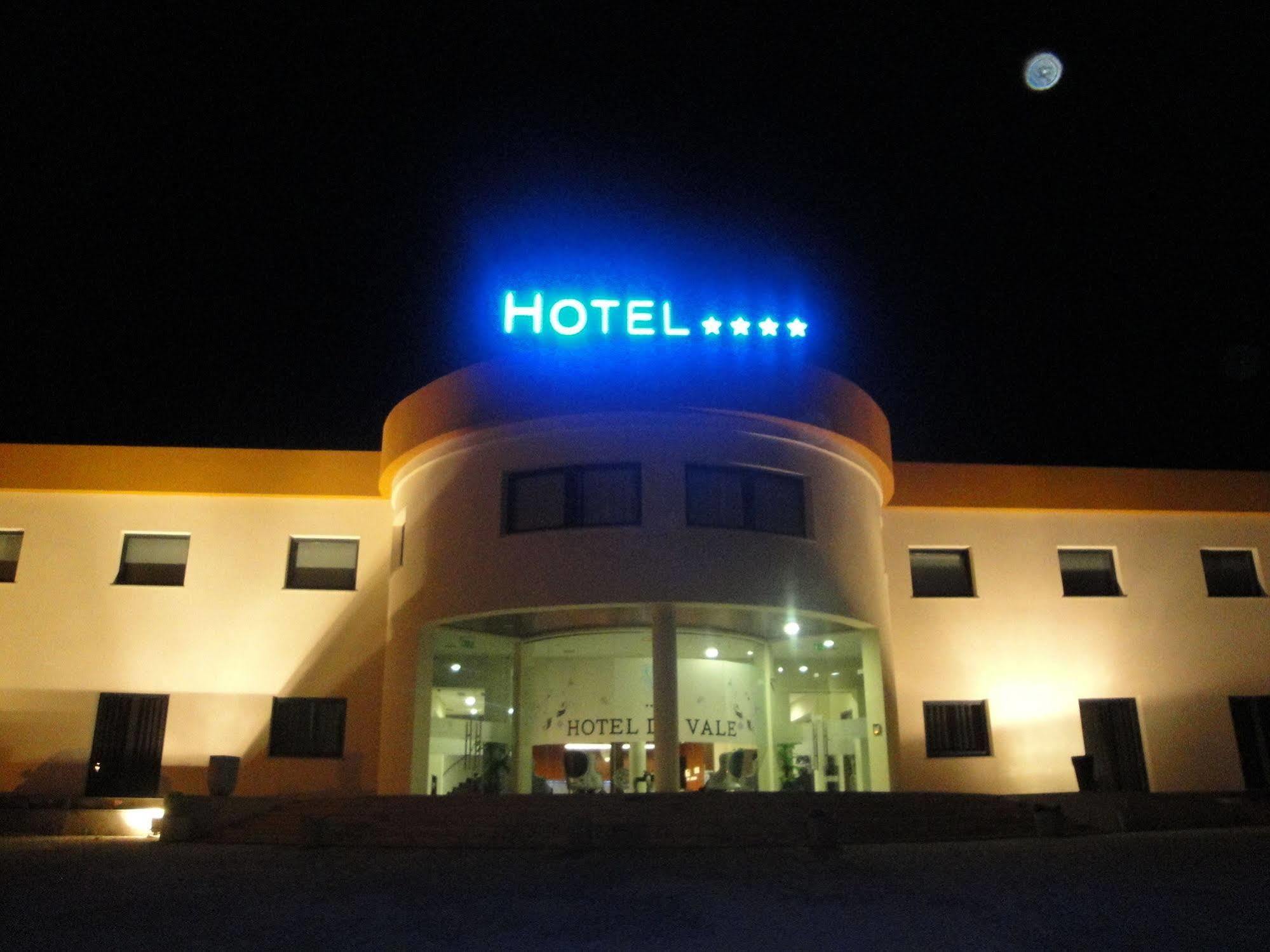 Hotel Do Vale Aguiar da Beira Zewnętrze zdjęcie
