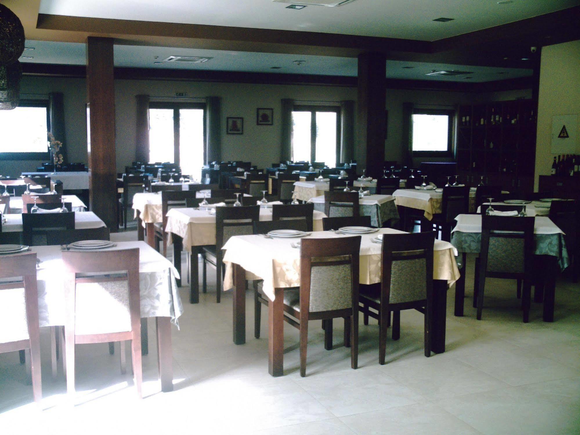 Hotel Do Vale Aguiar da Beira Zewnętrze zdjęcie